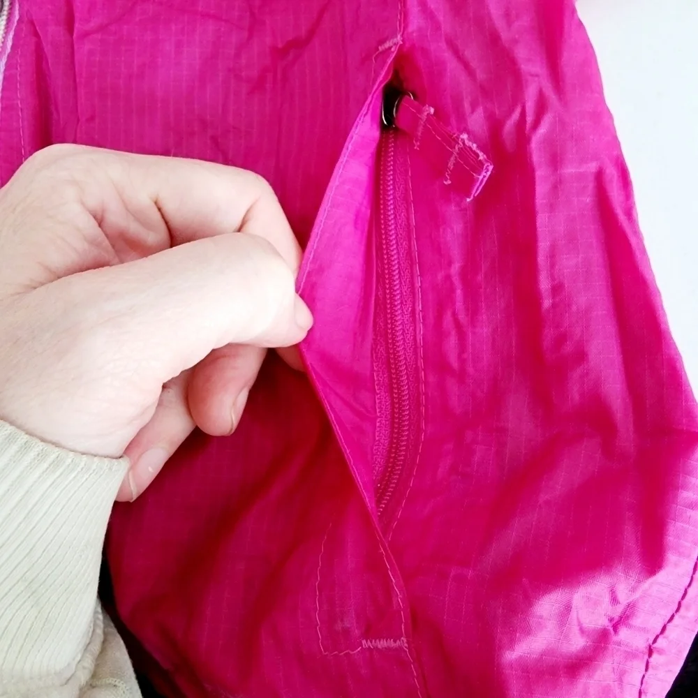 L.L. Bean Pink Hooded Windbreaker Lined Jacket Girl's Size 4 Casual Outdoors EUC